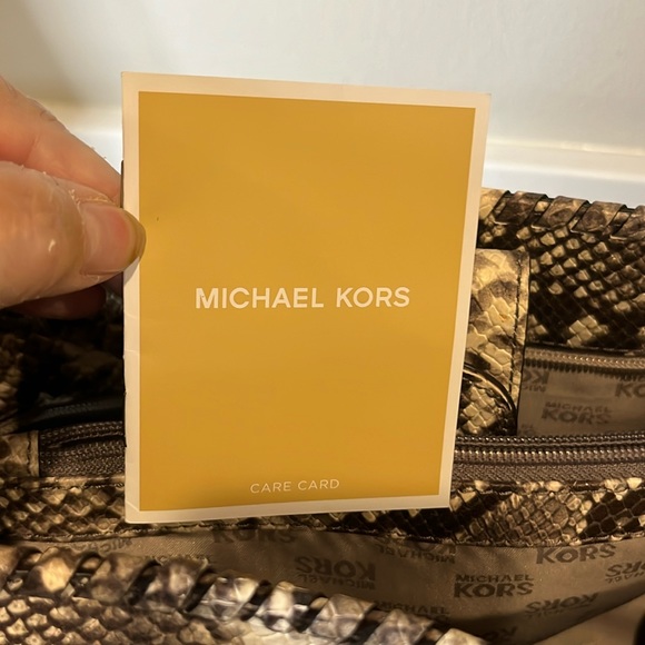 Michael Kors BUNDLE- Hamilton Python Tote Bag, Matching Wallet & NWT Dust bag - Picture 7 of 16
